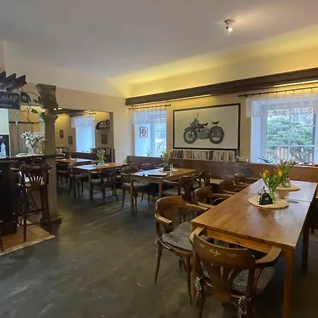 Troníček Penzion 3*